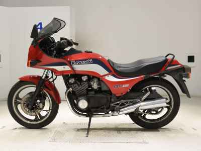 Kawasaki GPZ400 2025