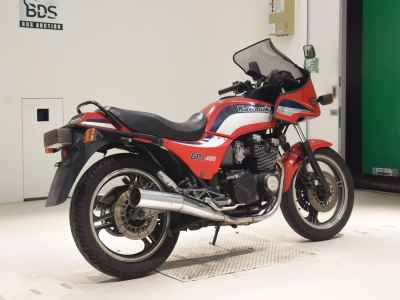 Kawasaki GPZ400 2025