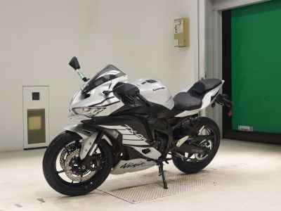 Kawasaki Ninja ZX-4R 2025
