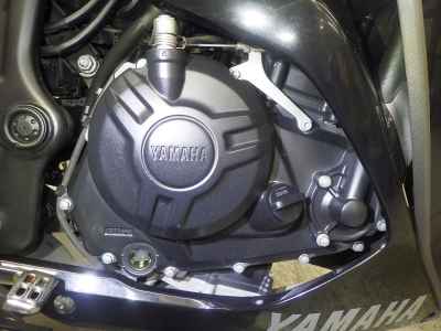 Yamaha YZF-R25 2016