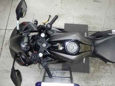 Yamaha YZF-R25 2016