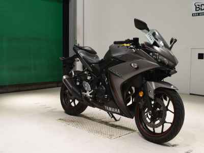Yamaha YZF-R25 2016