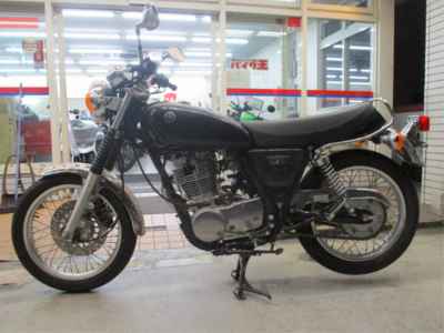 Yamaha SR400 2019