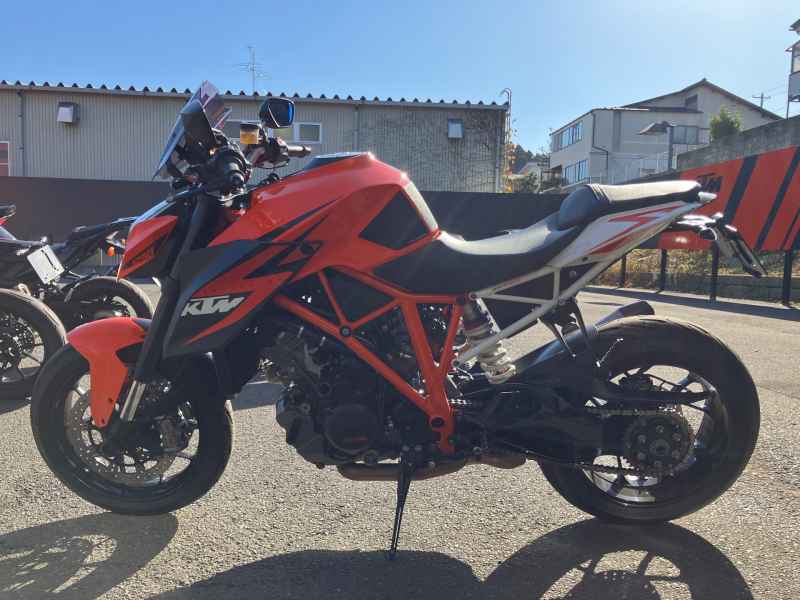KTM 1290 Super Duke R 2015