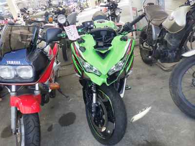 Kawasaki Ninja ZX-25R 2022