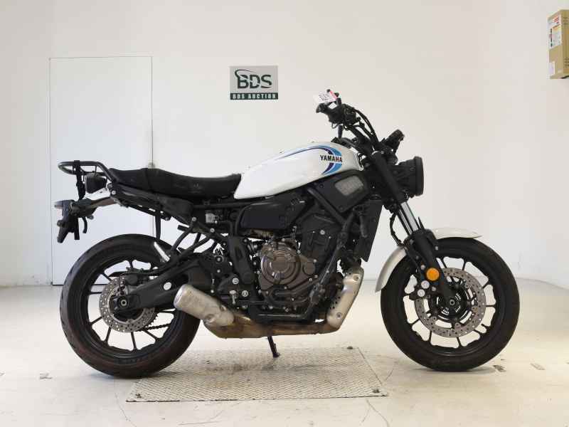 Yamaha XSR700 2022