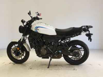 Yamaha XSR700 2022