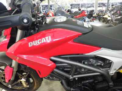 Ducati Hyperstrada 821 2015