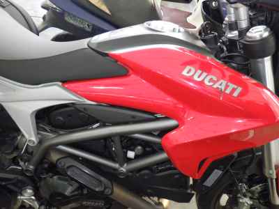 Ducati Hyperstrada 821 2015