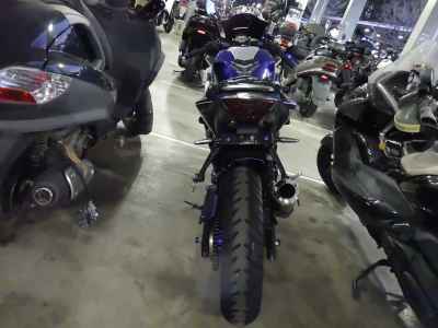 Yamaha YZF-R25 2015