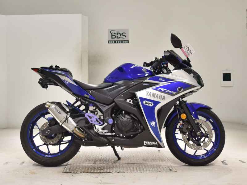 Yamaha YZF-R25 2015