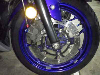 Yamaha YZF-R25 2015
