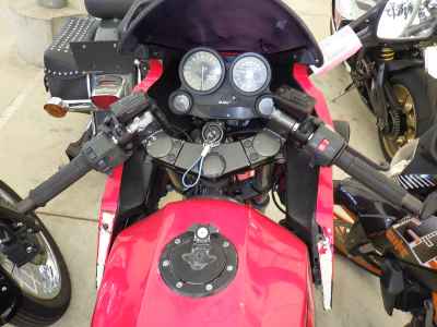 Kawasaki GPZ900R 2025