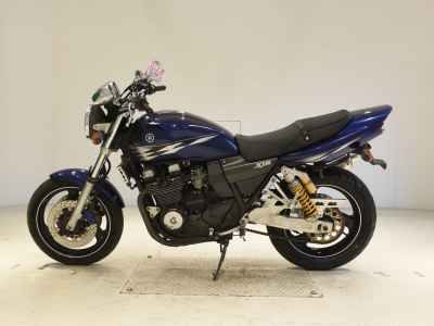 Yamaha XJR400 2009