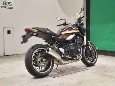 Kawasaki Z900RS 2024