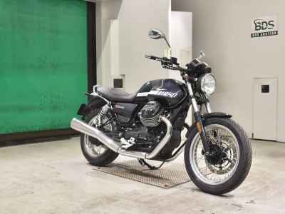 Moto Guzzi V7 Special 2025