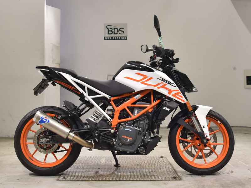 KTM 390 Duke 2021