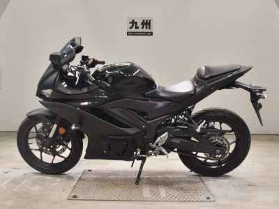 Yamaha YZF-R25 2020