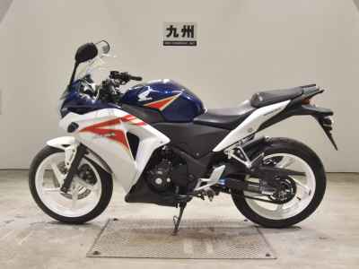 Honda CBR250R 2011