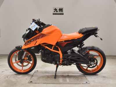KTM 390 Duke 2024