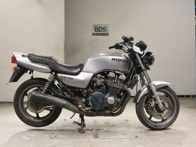 Honda CB750SF