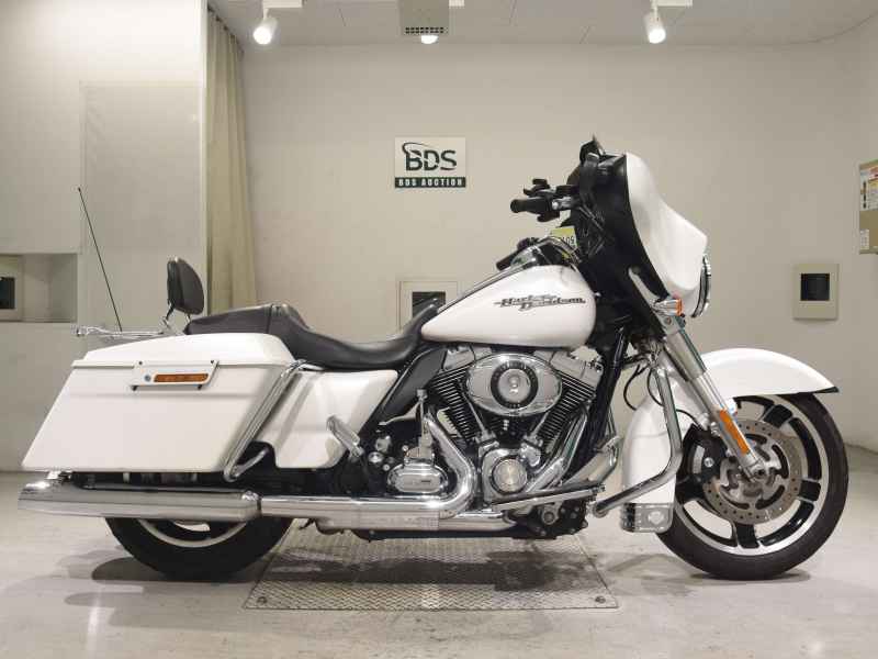 Harley-Davidson Street Glide FLHX1580 2011