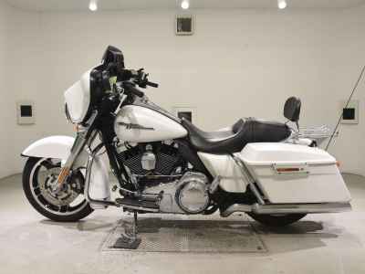 Harley-Davidson Street Glide FLHX1580 2011