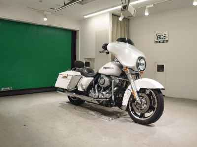 Harley-Davidson Street Glide FLHX1580 2011