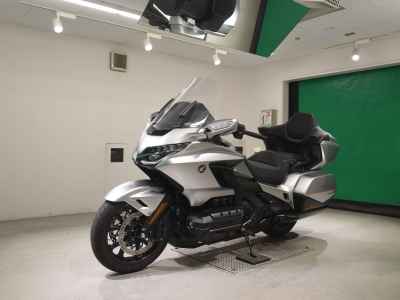 Honda GL1800 Gold Wing Tour DCT 2025