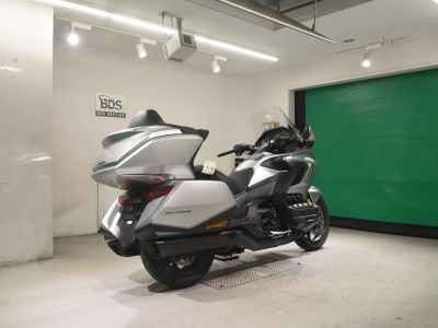 Honda GL1800 Gold Wing Tour DCT 2025