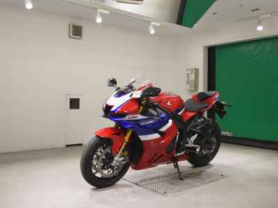 Honda CBR1000RR SP 2025
