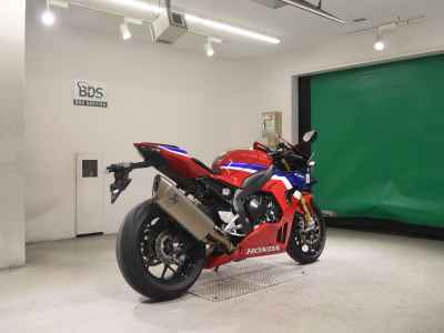 Honda CBR1000RR SP 2025