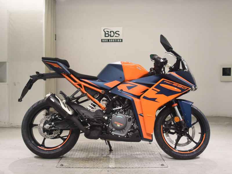 KTM RC 390 2022
