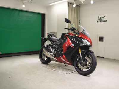 Suzuki GSX-S1000F 2016