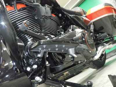 Harley-Davidson FLHXSE1980 CVO 2025