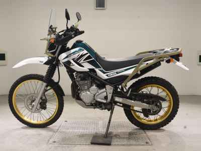Yamaha XT250 Serow 2016