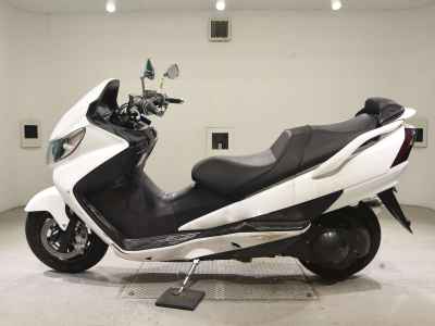 Suzuki Skywave 400 2005