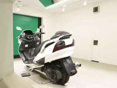 Suzuki Skywave 400 2005