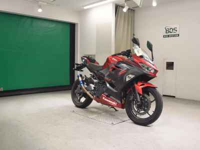 Kawasaki Ninja 400 2019