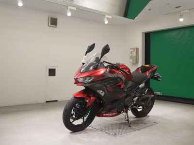 Kawasaki Ninja 400 2019