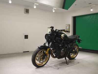 Yamaha XSR700 2023