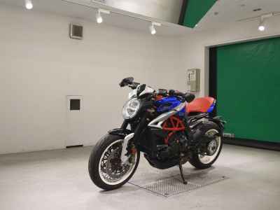 MV Agusta Brutale 800 Dragster RR 2019