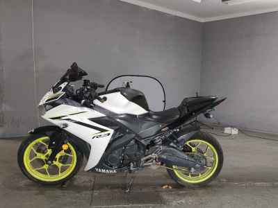 Yamaha YZF-R3 2018