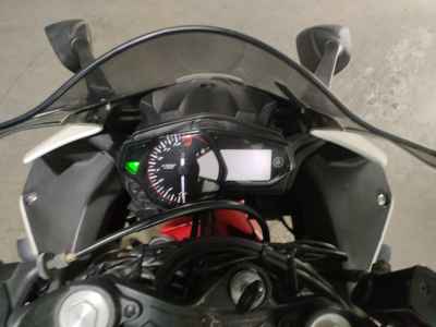 Yamaha YZF-R25 2016