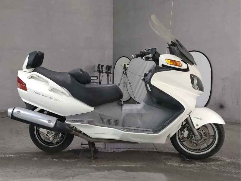 Suzuki Skywave 650 2009