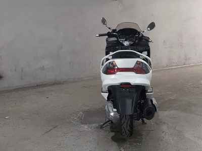 Suzuki Skywave 250 2010