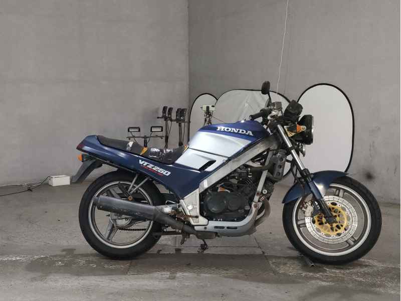 Honda VTZ250