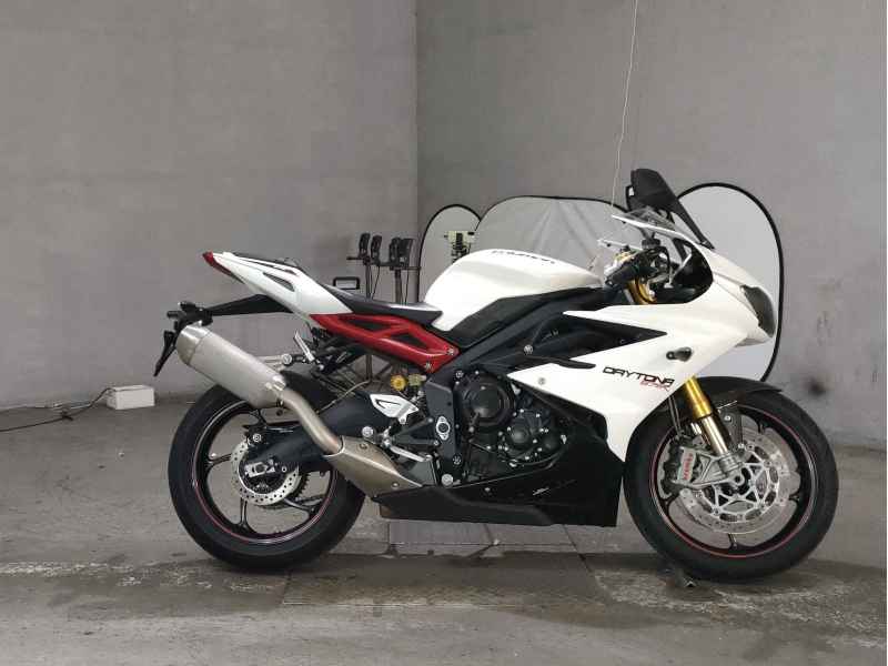 Triumph Daytona 675R 2015