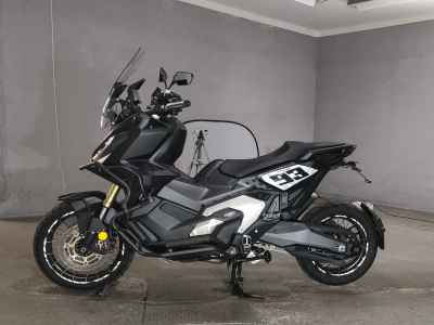 Honda X-Adv 750 2024