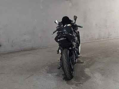 Kawasaki Ninja ZX-25R 2022